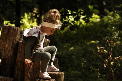 Conjunto chandal y diadema de rosas para niña 3 años